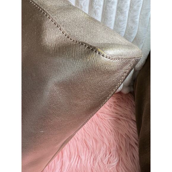 Gold Michael Kors Jet Set Tote - Picture 8 of 16